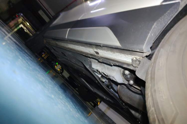 Used Volkswagen Tharu 2024 300TSI Two-Wheel-Drive Full Moon Edition Chassis Rear Left