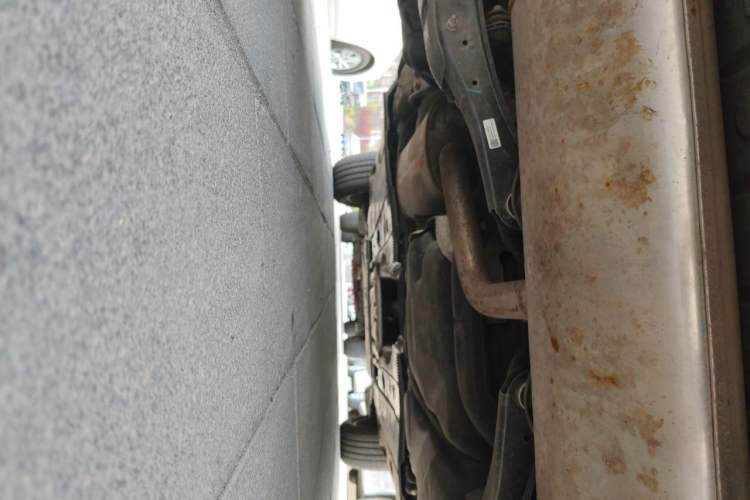 Used Volkswagen Tharu 2024 300TSI Two-Wheel-Drive Full Moon Edition Chassis Rear