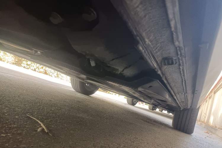 Used Volkswagen Tharu 2024 300TSI Two-Wheel-Drive Full Moon Edition Chassis Rear Right