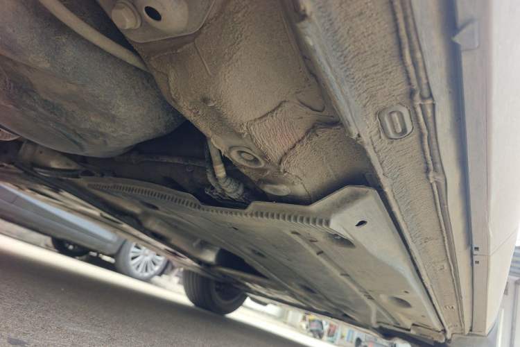 Used Volkswagen Tharu 2024 300TSI Two-Wheel-Drive Full Moon Edition Chassis Rear Right