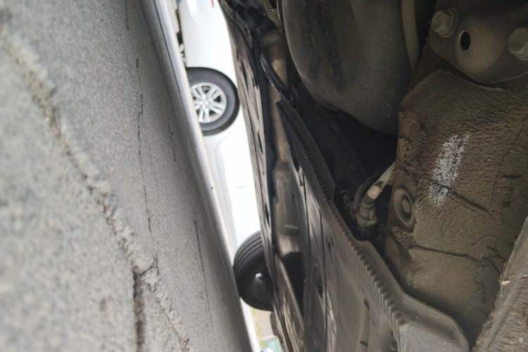 Used Volkswagen Tharu 2024 300TSI Two-Wheel-Drive Full Moon Edition Chassis Rear Right