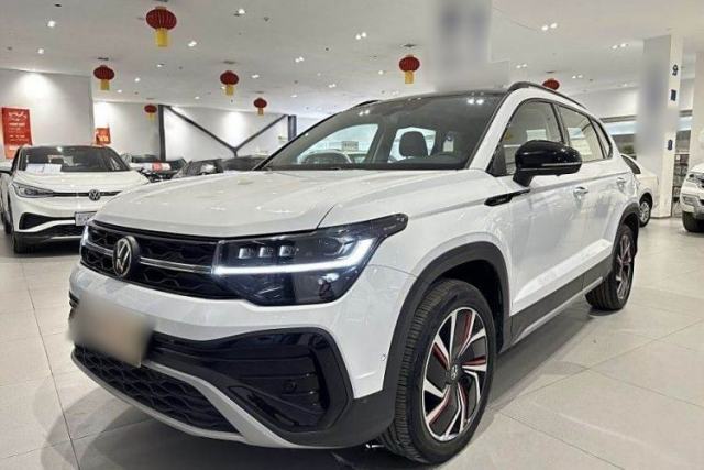 Ojetý Volkswagen Tharu 2024 300TSI Two-Wheel-Drive Moon Luxury Edition