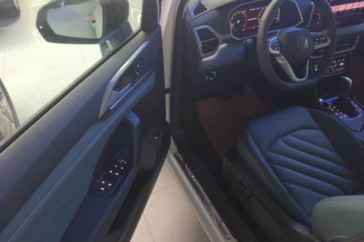 Used Volkswagen Tharu 2024 300TSI Two-Wheel-Drive Moon Luxury Edition Driver Seat