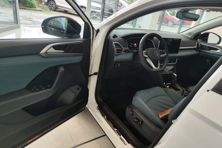 Used Volkswagen Tharu 2024 300TSI Two-Wheel-Drive Moon Luxury Edition Driver Seat