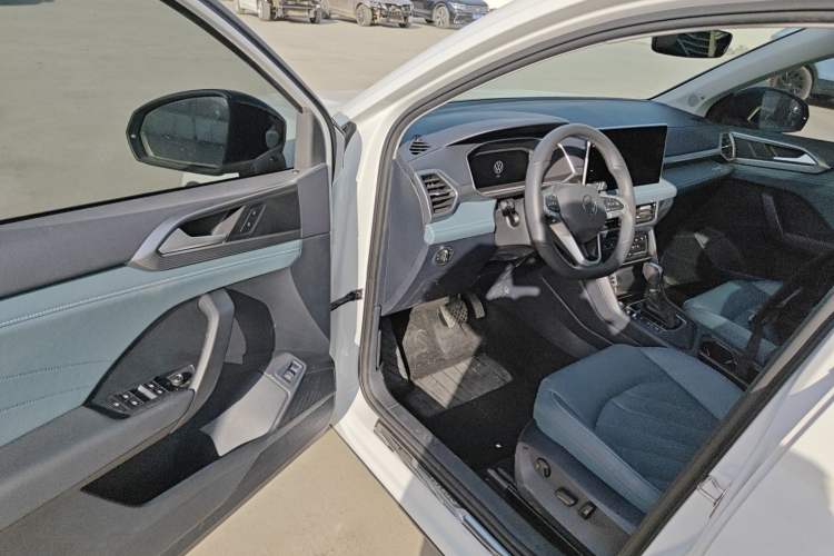 Used Volkswagen Tharu 2024 300TSI Two-Wheel-Drive Moon Luxury Edition Driver Seat