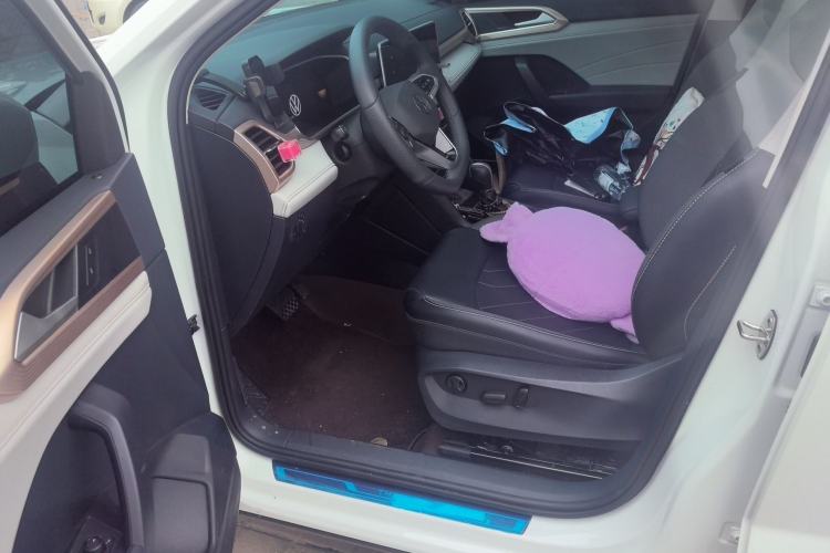 Used Volkswagen Tharu 2024 300TSI Two-Wheel-Drive Moonlight Edition Driver Seat