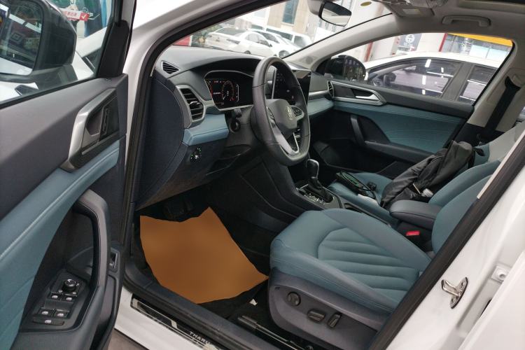 Used Volkswagen Tharu 2024 300TSI Two-Wheel-Drive Moon Luxury Edition Driver Seat