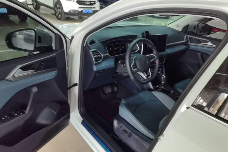 Used Volkswagen Tharu 2024 300TSI Two-Wheel-Drive Full Moon Edition Driver Seat