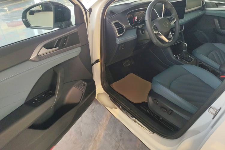 Used Volkswagen Tharu 2024 300TSI Two-Wheel-Drive Moon Luxury Edition Driver Seat