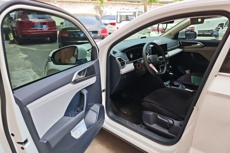Used Volkswagen Tharu 2024 300TSI Two-Wheel-Drive Crescent Edition Driver Seat