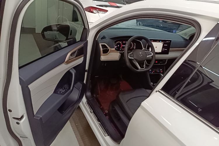 Used Volkswagen Tharu 2024 300TSI Two-Wheel-Drive Full Moon Edition Driver Seat