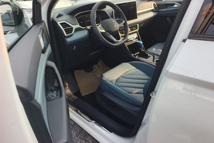 Used Volkswagen Tharu 2024 300TSI Two-Wheel-Drive Moon Luxury Edition Driver Seat