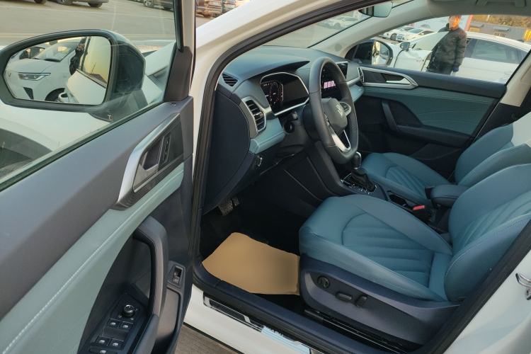 Used Volkswagen Tharu 2024 300TSI Two-Wheel-Drive Moon Luxury Edition Driver Seat