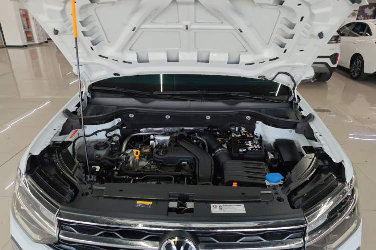 Used Volkswagen Tharu 2024 300TSI Two-Wheel-Drive Moonlight Edition Engine Bay