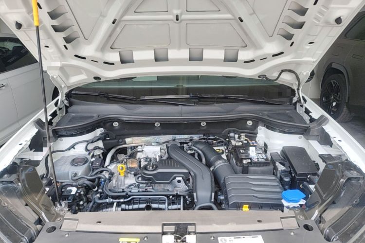 Used Volkswagen Tharu 2024 300TSI Two-Wheel-Drive Moon Luxury Edition Engine Bay