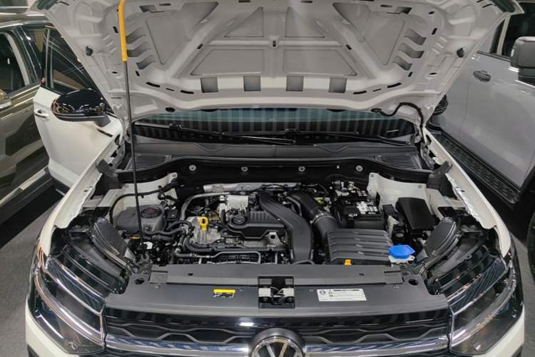 Used Volkswagen Tharu 2024 300TSI Two-Wheel-Drive Moon Luxury Edition Engine Bay