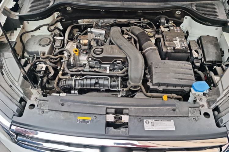 Used Volkswagen Tharu 2024 300TSI Two-Wheel-Drive Full Moon Edition Engine Bay