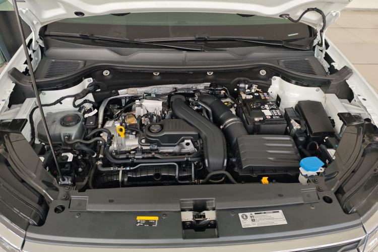 Used Volkswagen Tharu 2024 300TSI Two-Wheel-Drive Full Moon Edition Engine Bay