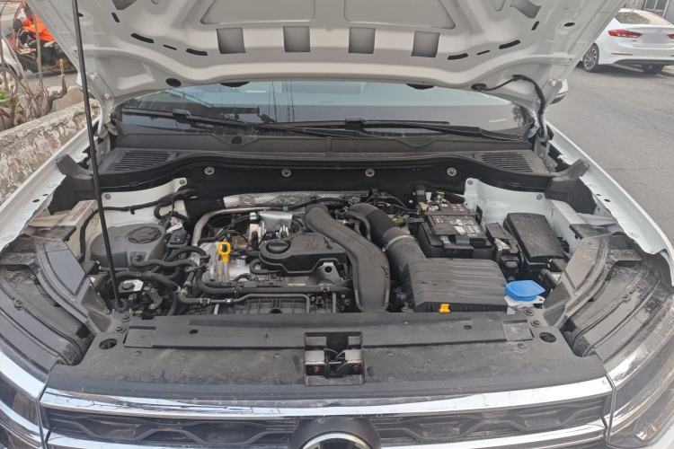 Used Volkswagen Tharu 2024 300TSI Two-Wheel-Drive Full Moon Edition Engine Bay