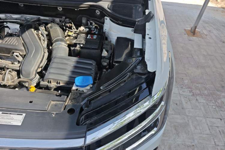 Used Volkswagen Tharu 2024 300TSI Two-Wheel-Drive Full Moon Edition Engine Bay Left