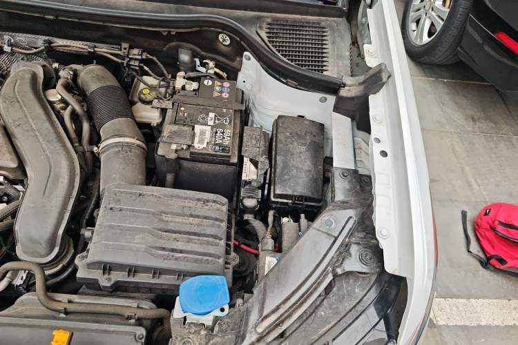 Used Volkswagen Tharu 2024 300TSI Two-Wheel-Drive Full Moon Edition Engine Bay Left