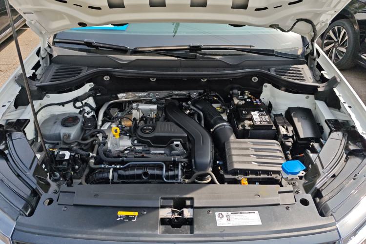 Used Volkswagen Tharu 2024 300TSI Two-Wheel-Drive Moon Luxury Edition Engine Bay