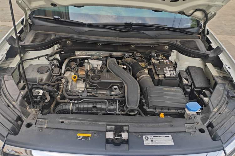 Used Volkswagen Tharu 2024 300TSI Two-Wheel-Drive Full Moon Edition Engine Bay