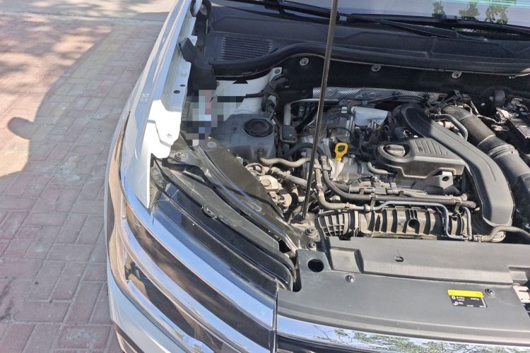 Used Volkswagen Tharu 2024 300TSI Two-Wheel-Drive Full Moon Edition Engine Bay Right
