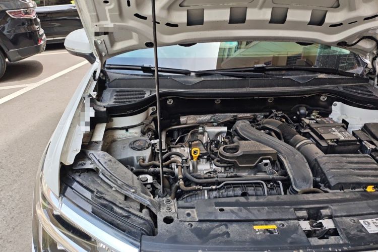 Used Volkswagen Tharu 2024 300TSI Two-Wheel-Drive Crescent Edition Engine Bay Right