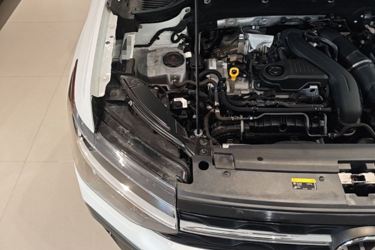 Used Volkswagen Tharu 2024 300TSI Two-Wheel-Drive Moon Luxury Edition Engine Bay Right