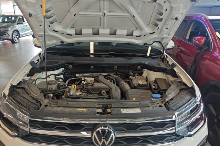 Used Volkswagen Tharu 2024 300TSI Two-Wheel-Drive Moonlight Edition Engine Bay