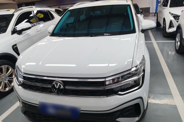 Used Volkswagen Tharu 2024 300TSI Two-Wheel-Drive Crescent Edition Exterior 1