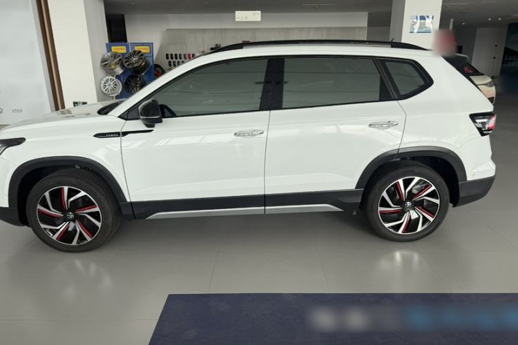 Used Volkswagen Tharu 2024 300TSI Two-Wheel-Drive Moon Luxury Edition Exterior 3