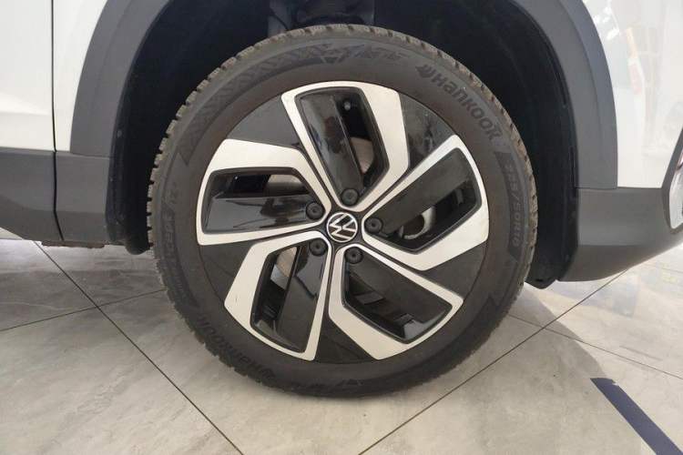 Used Volkswagen Tharu 2024 300TSI Two-Wheel-Drive Full Moon Edition Exterior 4