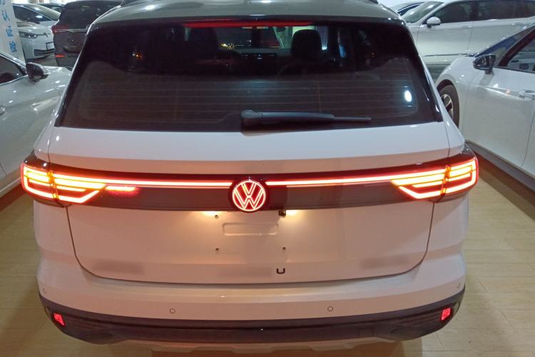 Used Volkswagen Tharu 2024 300TSI Two-Wheel-Drive Moon Luxury Edition Exterior 4
