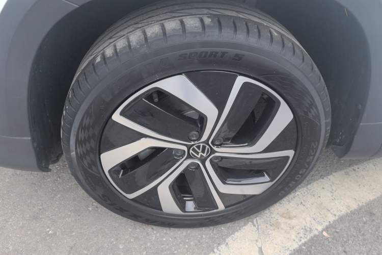 Used Volkswagen Tharu 2024 300TSI Two-Wheel-Drive Full Moon Edition Exterior 7