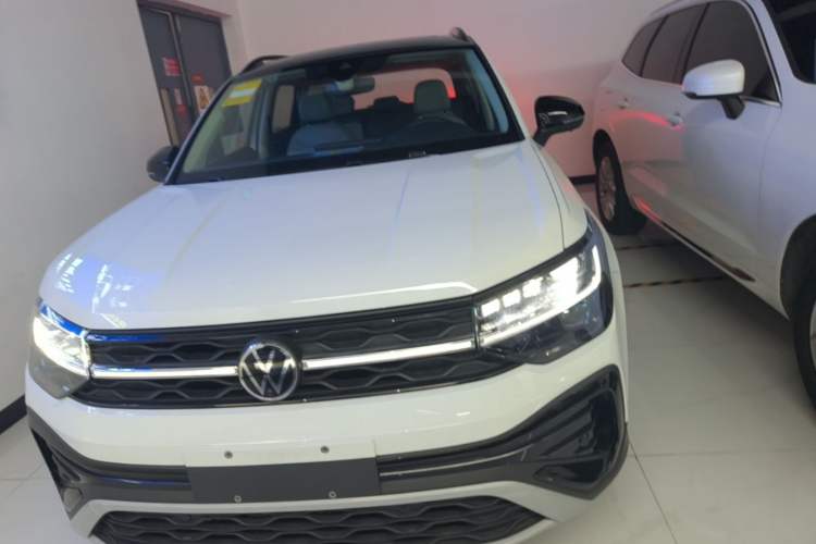 Used Volkswagen Tharu 2024 300TSI Two-Wheel-Drive Moon Luxury Edition Front