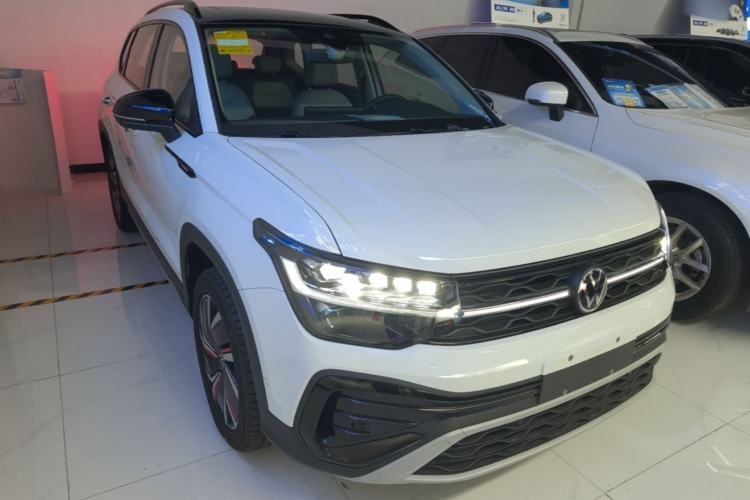 Used Volkswagen Tharu 2024 300TSI Two-Wheel-Drive Moon Luxury Edition Front Right 45 Deg