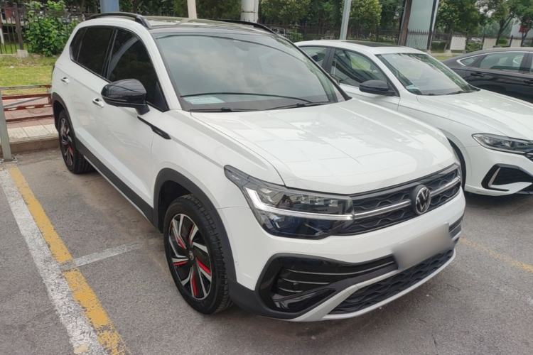 Used Volkswagen Tharu 2024 300TSI Two-Wheel-Drive Moon Luxury Edition Front Right 45 Deg
