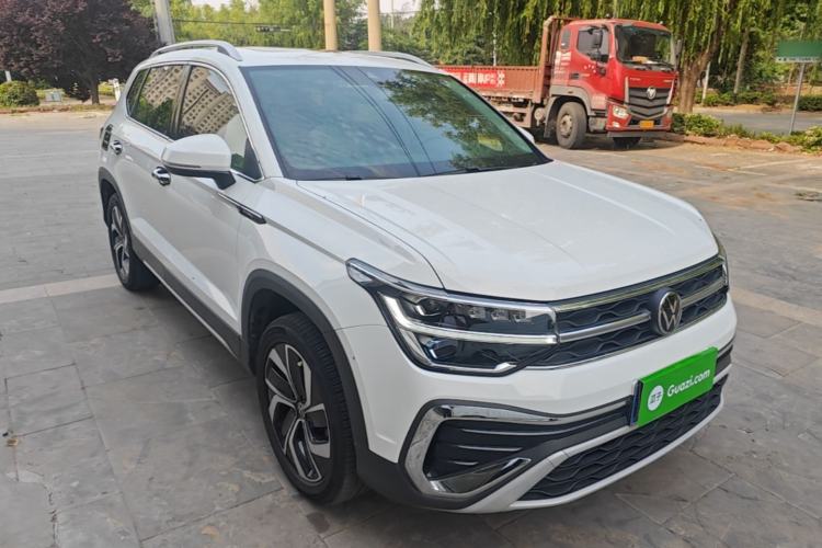 Used Volkswagen Tharu 2024 300TSI Two-Wheel-Drive Full Moon Edition Front Right 45 Deg