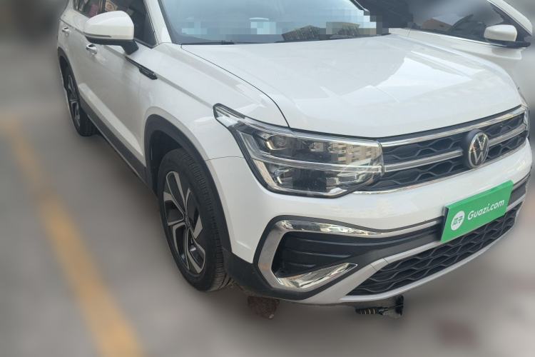 Used Volkswagen Tharu 2024 300TSI Two-Wheel-Drive Full Moon Edition Front Right 45 Deg