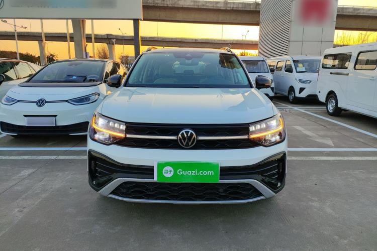 Used Volkswagen Tharu 2024 300TSI Two-Wheel-Drive Moon Luxury Edition Front