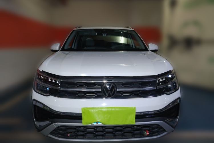 Used Volkswagen Tharu 2024 300TSI Two-Wheel-Drive Full Moon Edition Front
