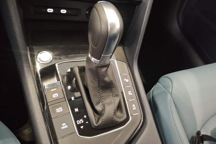 Used Volkswagen Tharu 2024 300TSI Two-Wheel-Drive Moon Luxury Edition Gear Lever