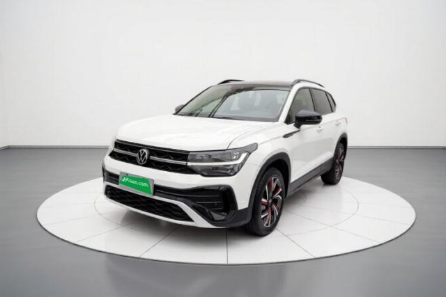 Ojetý Volkswagen Tharu 2024 300TSI Two-Wheel-Drive Moon Luxury Edition
