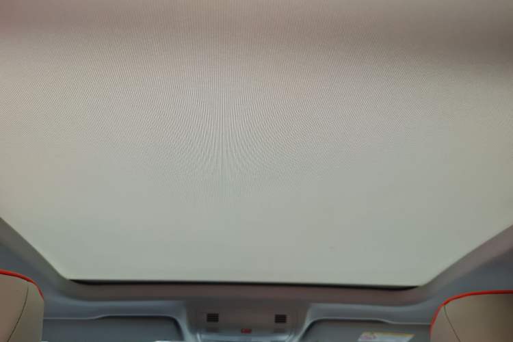 Used Volkswagen Tharu 2024 300TSI Two-Wheel-Drive Full Moon Edition Headliner