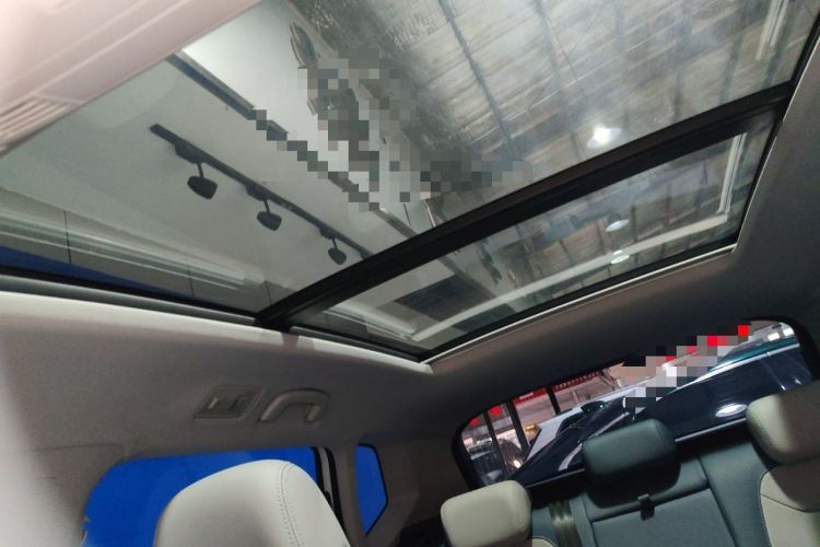 Used Volkswagen Tharu 2024 300TSI Two-Wheel-Drive Moonlight Edition Headliner