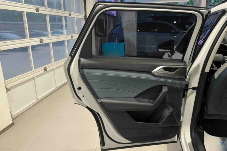 Used Volkswagen Tharu 2024 300TSI Two-Wheel-Drive Moon Luxury Edition Interior 11