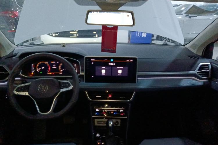 Used Volkswagen Tharu 2024 300TSI Two-Wheel-Drive Moon Luxury Edition Interior 2