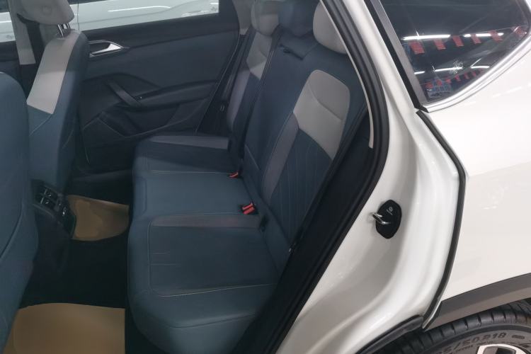 Used Volkswagen Tharu 2024 300TSI Two-Wheel-Drive Full Moon Edition Interior 4